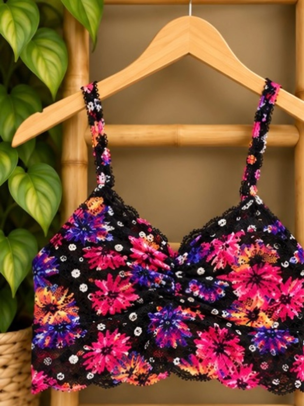 Victoria’s Secret PINK Vintage Black Floral Polka Dot Lace Bralette S